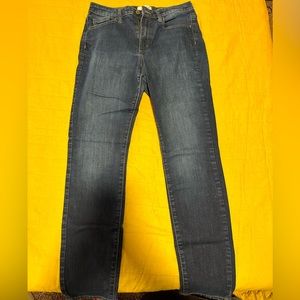 Women’s skinny jeans